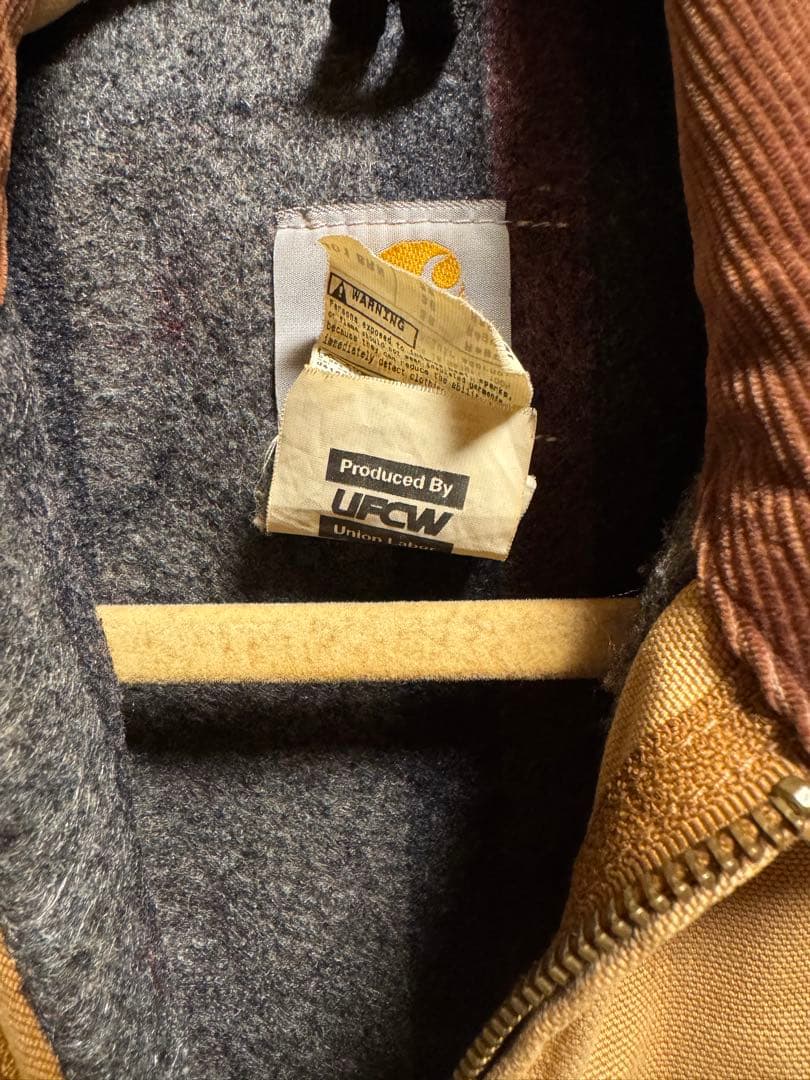 カーハートデトロイトジャケット　サイズ38