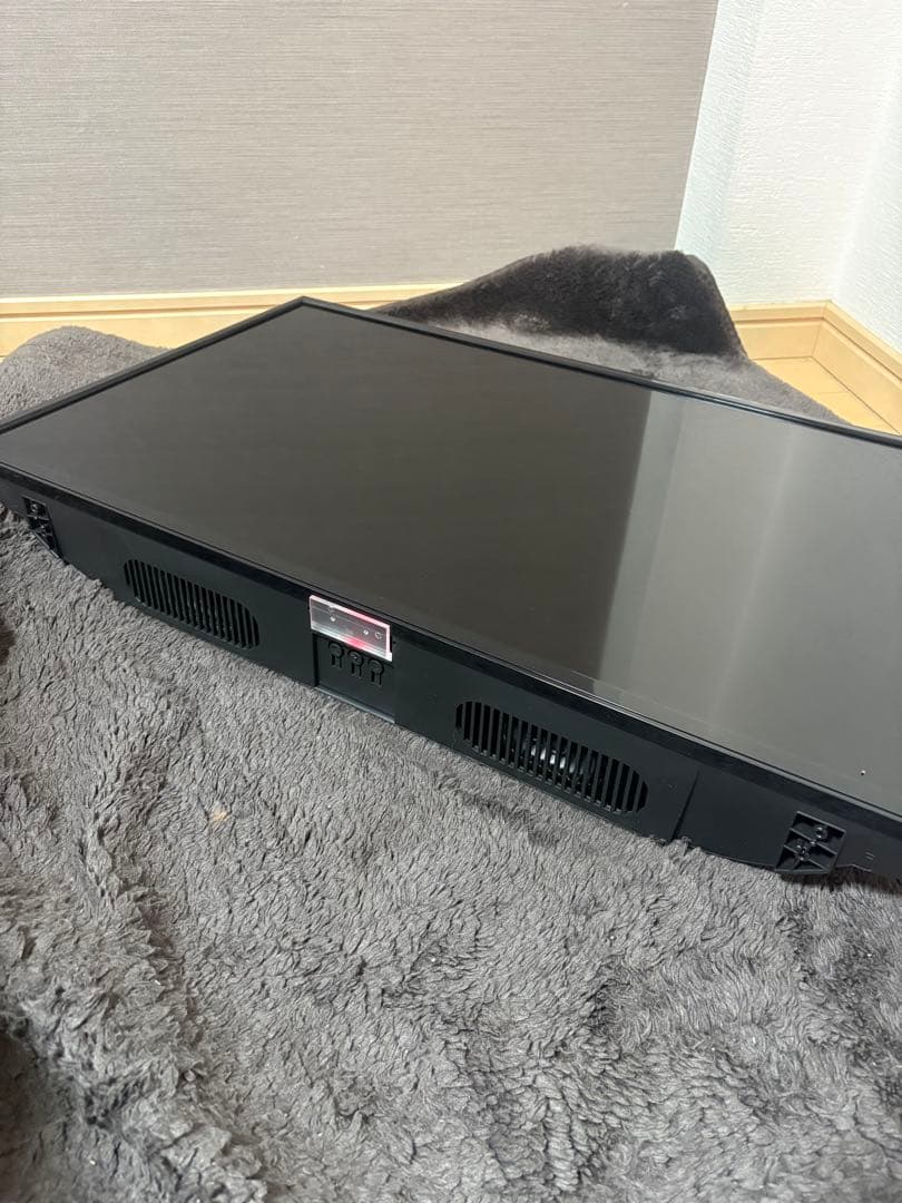 レボリューション　ZM-TV3322R 32インチ液晶テレビ