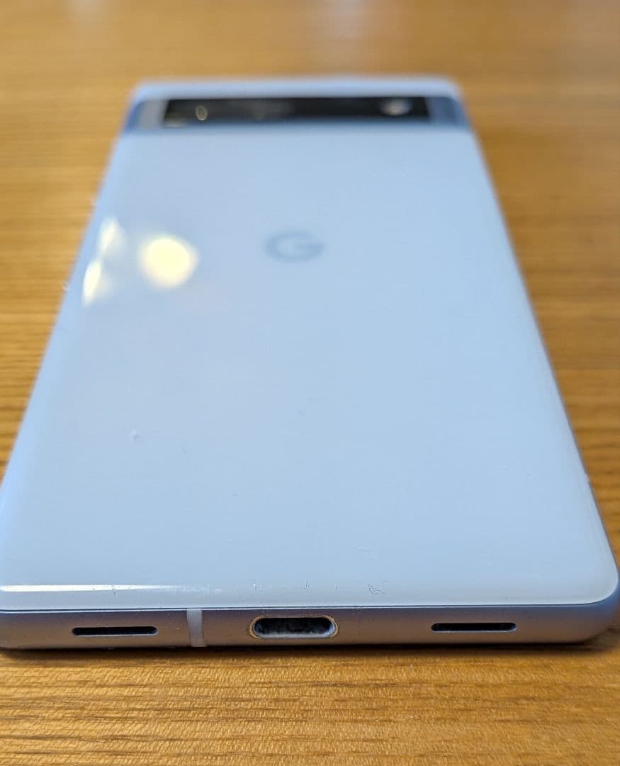 Google Pixel 7a 面割れ　ジャンク品（画面不動・通電確認済）