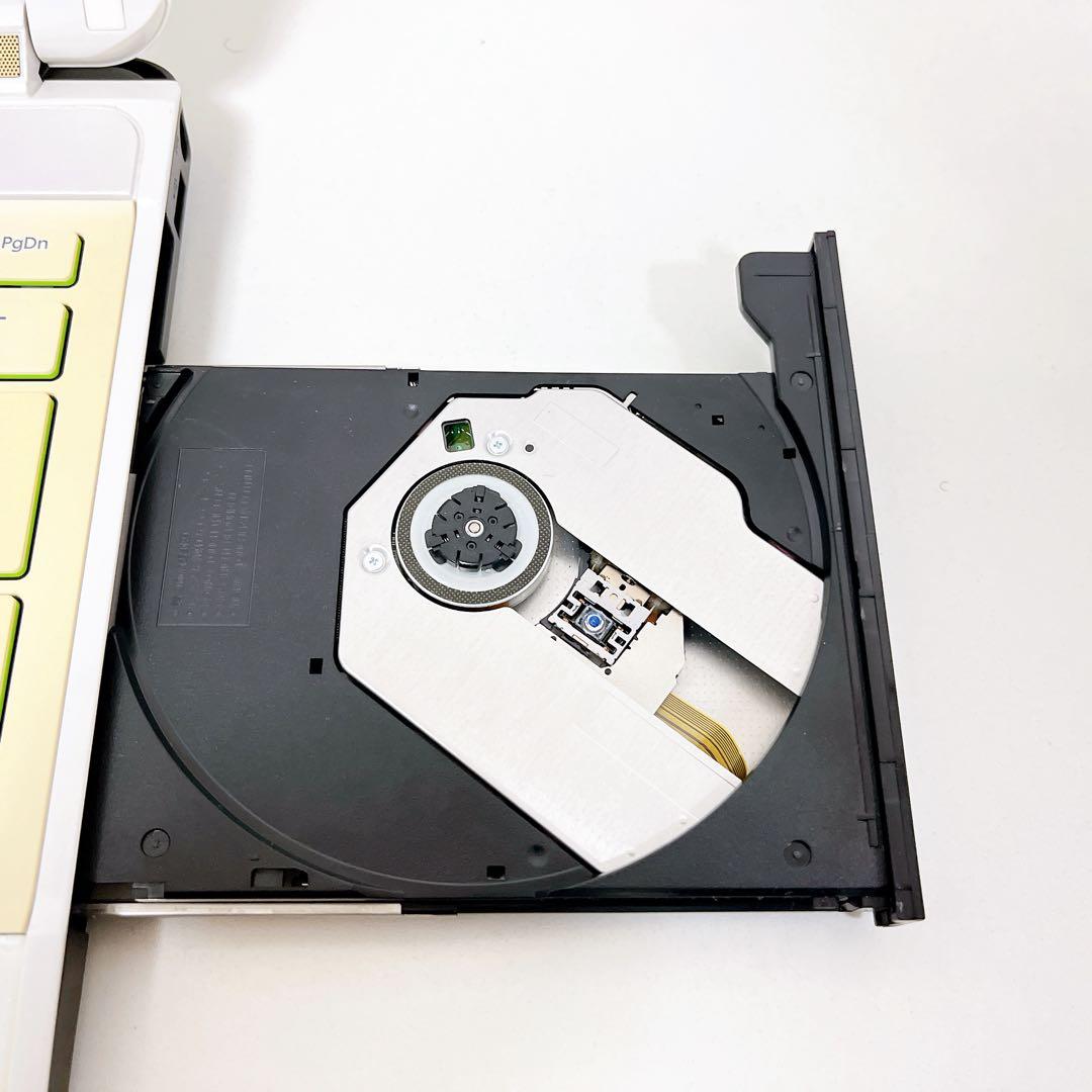 【設定済】新品SSDで爆速　大画面 すぐに使えるノートパソコン