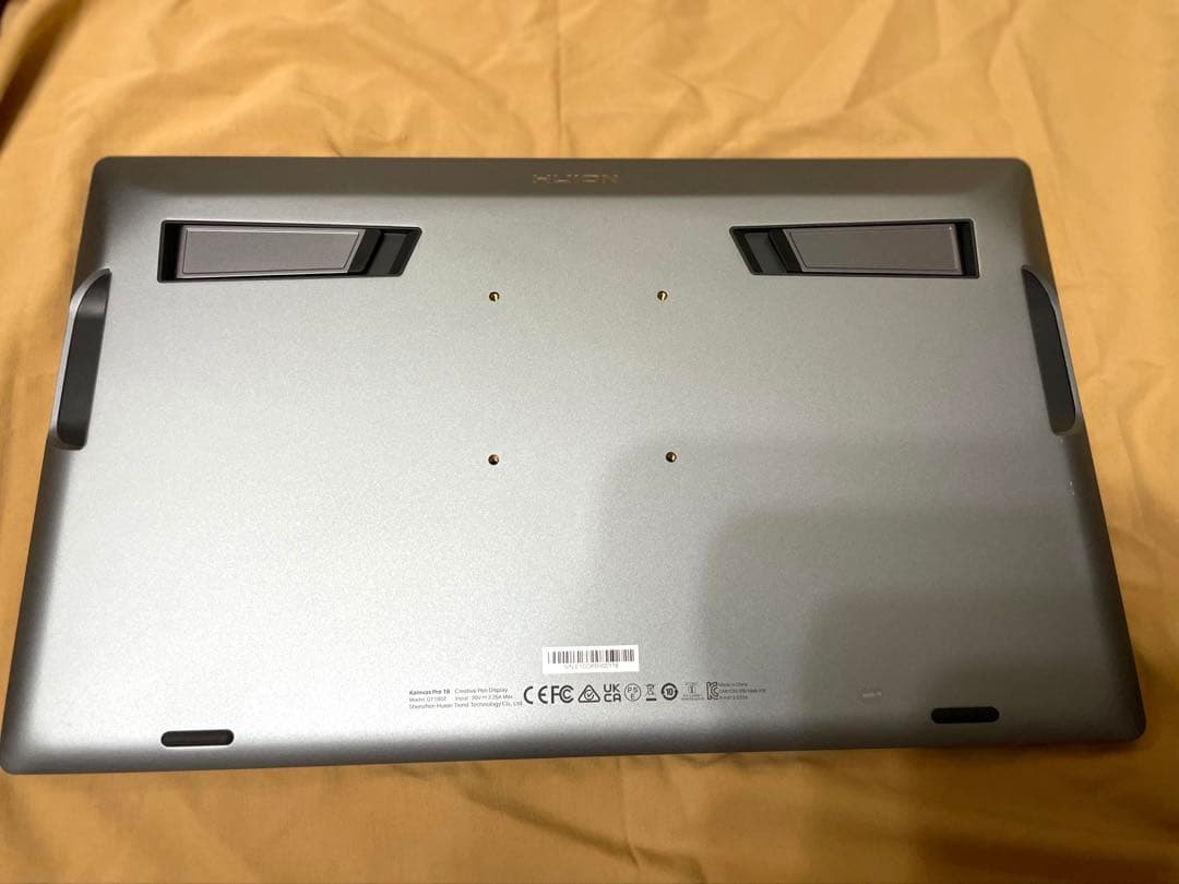 HUION Kamvas Pro 19 4K UHD 18.4型