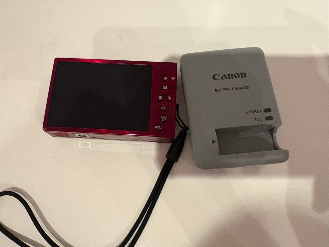 Canon IXY 赤色 コンパクトデジタルカメラ 本体と充電器