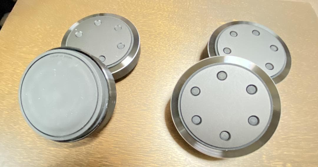 新品 高品質 SONY FW-120 4個セット大型インシュレーター トリプル