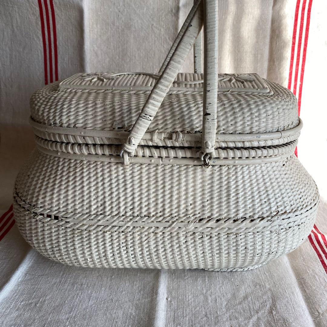 フランス　アンティークパニエ　プロヴァンスプリント　白いかご　ラタンバスケット