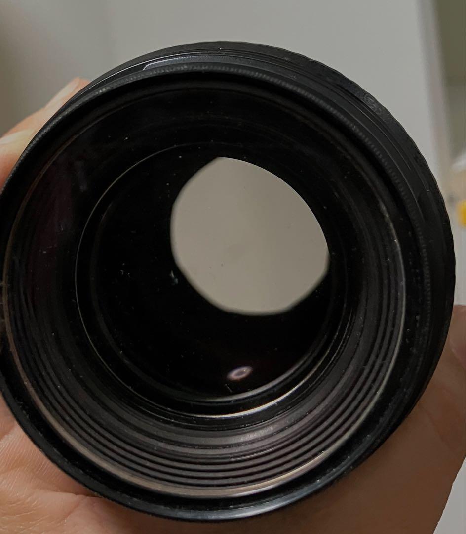 Canon EF 100mm f/2.8マクロレンズ　フード付き