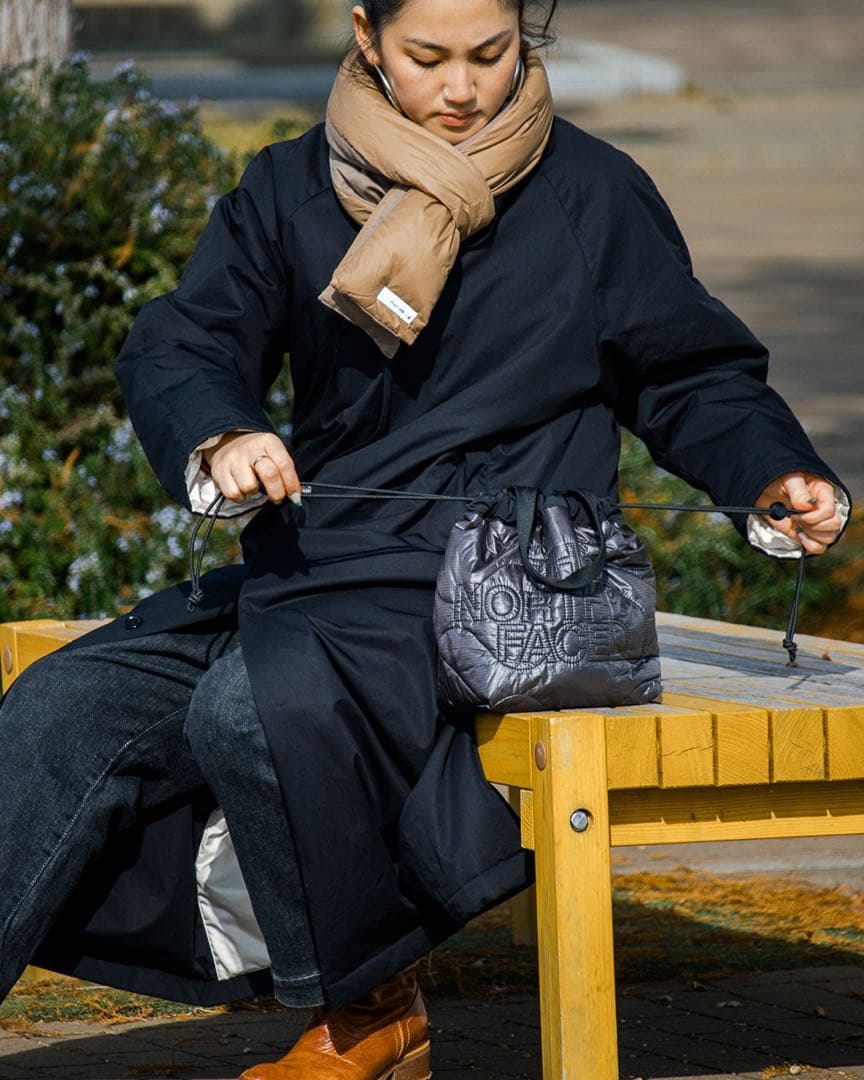 新品 ナナミカ ベージュ 光電子 ダウン マフラー ユニセックス