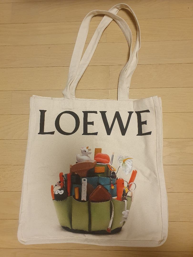 LOEWE　クラフテッドワールド　ノベルティ　新品未使用　ロエベ