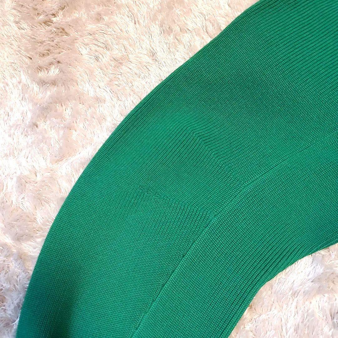 新品未使用 UNITED ARROWS バルーンスリーブグリーン　ニット