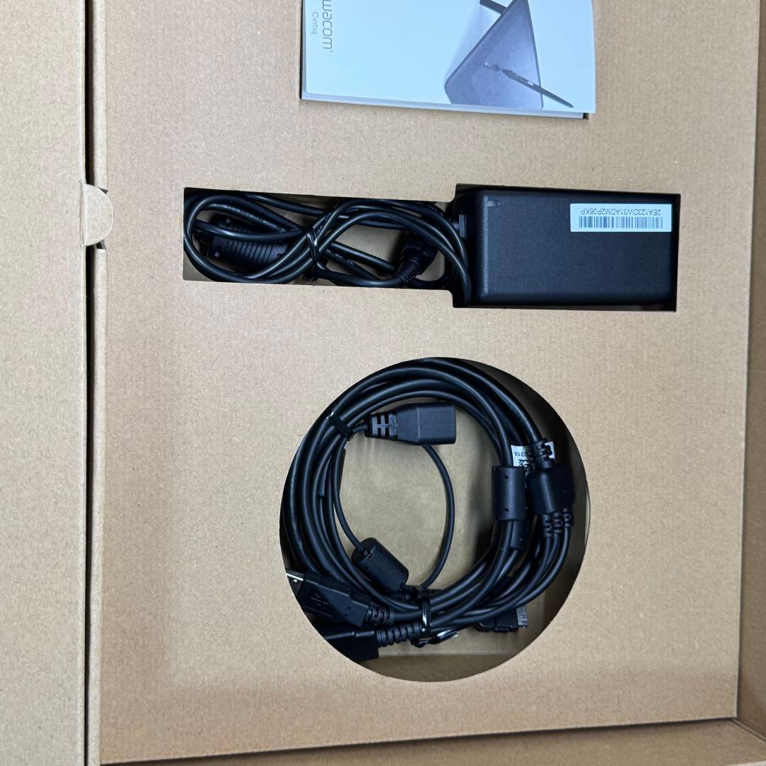 液タブ・ペンタブ WACOM Cintiq16 dtk1660k1d