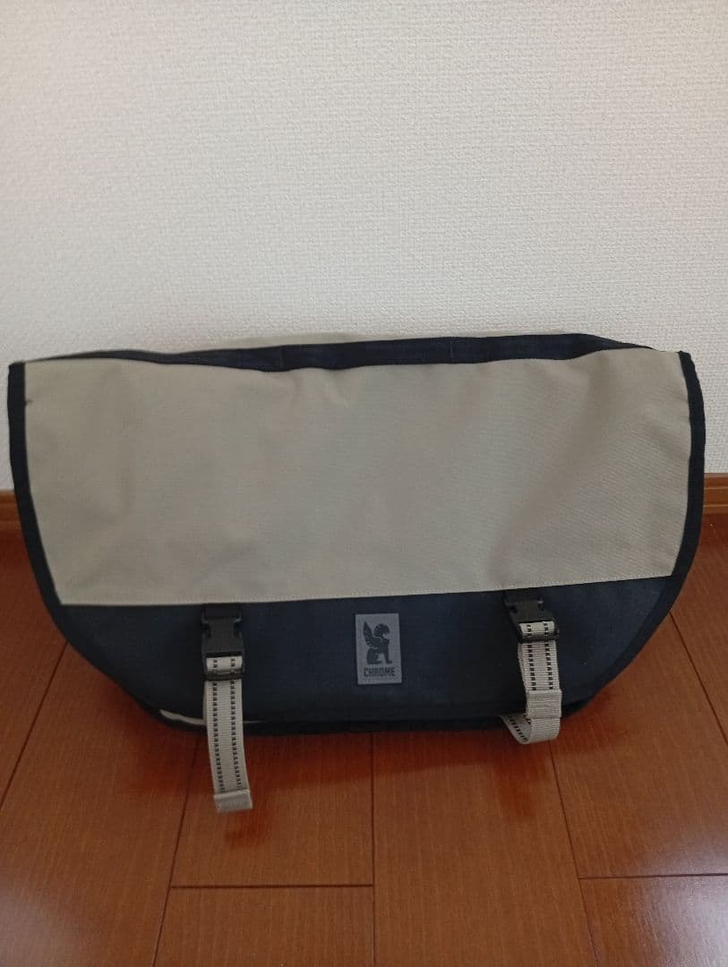 【送料込】CHROME CTZ 24L メッセンジャーバッグ オーガナイザー付