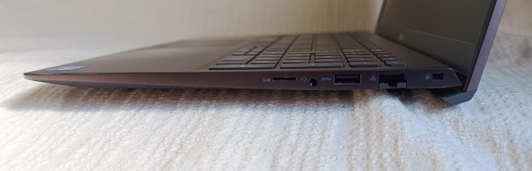 DELL Vostro 5502 第11世代corei5搭載