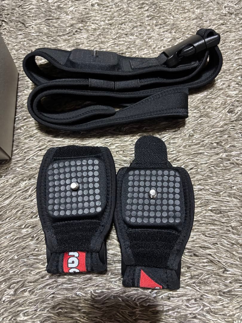 【美品】VIVE Ultimate tracker 3＋1 kit ベルト付き