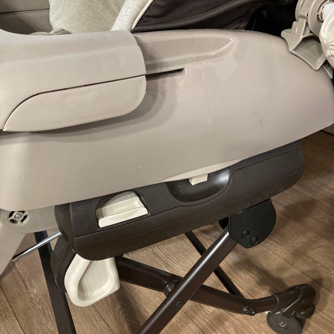 Combi ベビーラック ベージュ