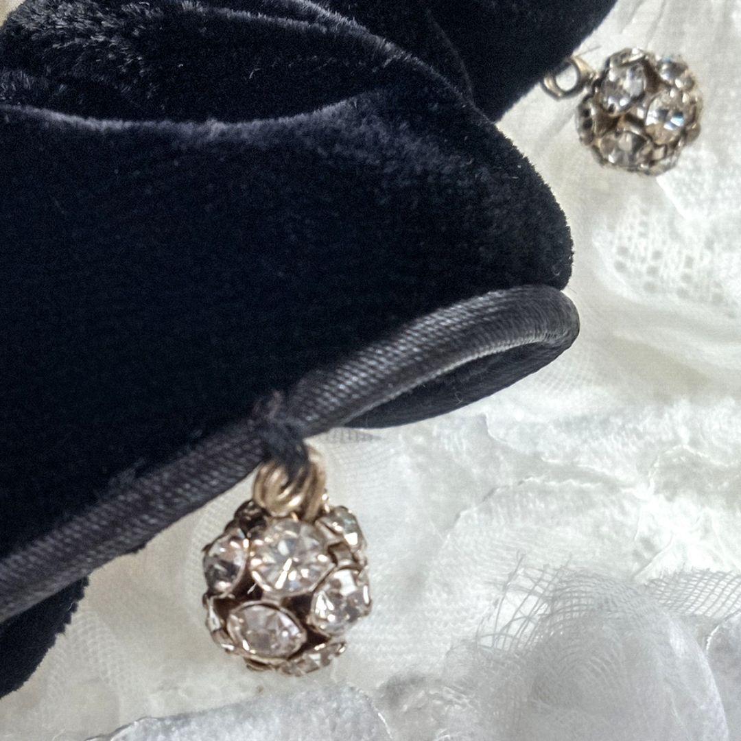 アレクサンドルドゥパリ ベルベット シュシュ スワロフスキー 黒