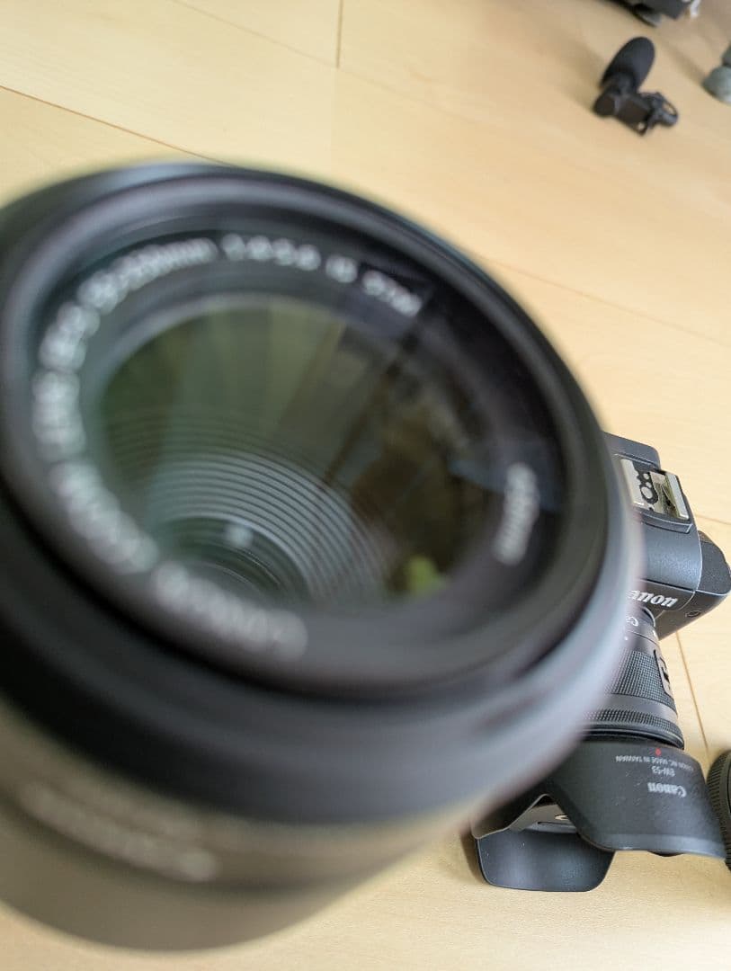 Canon EOS KissM ミラーレスカメラ + レンズ3本 EFマウント