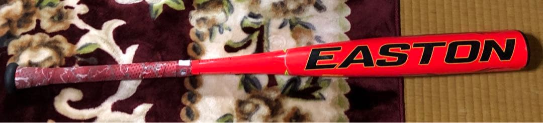 EASTON 赤 バット　83センチ軟式