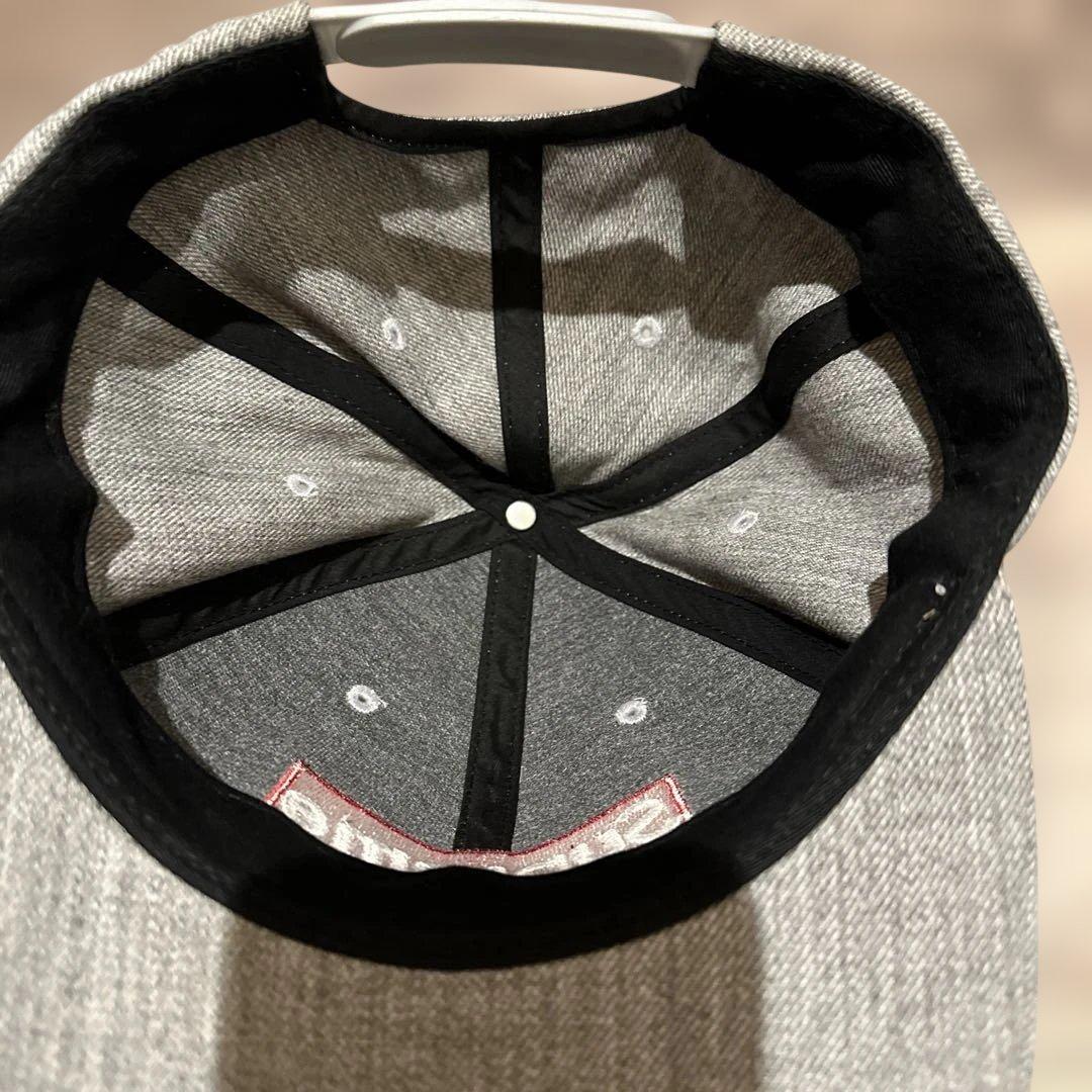 タ*カ様 Supreme グレー キャップ ジュニア