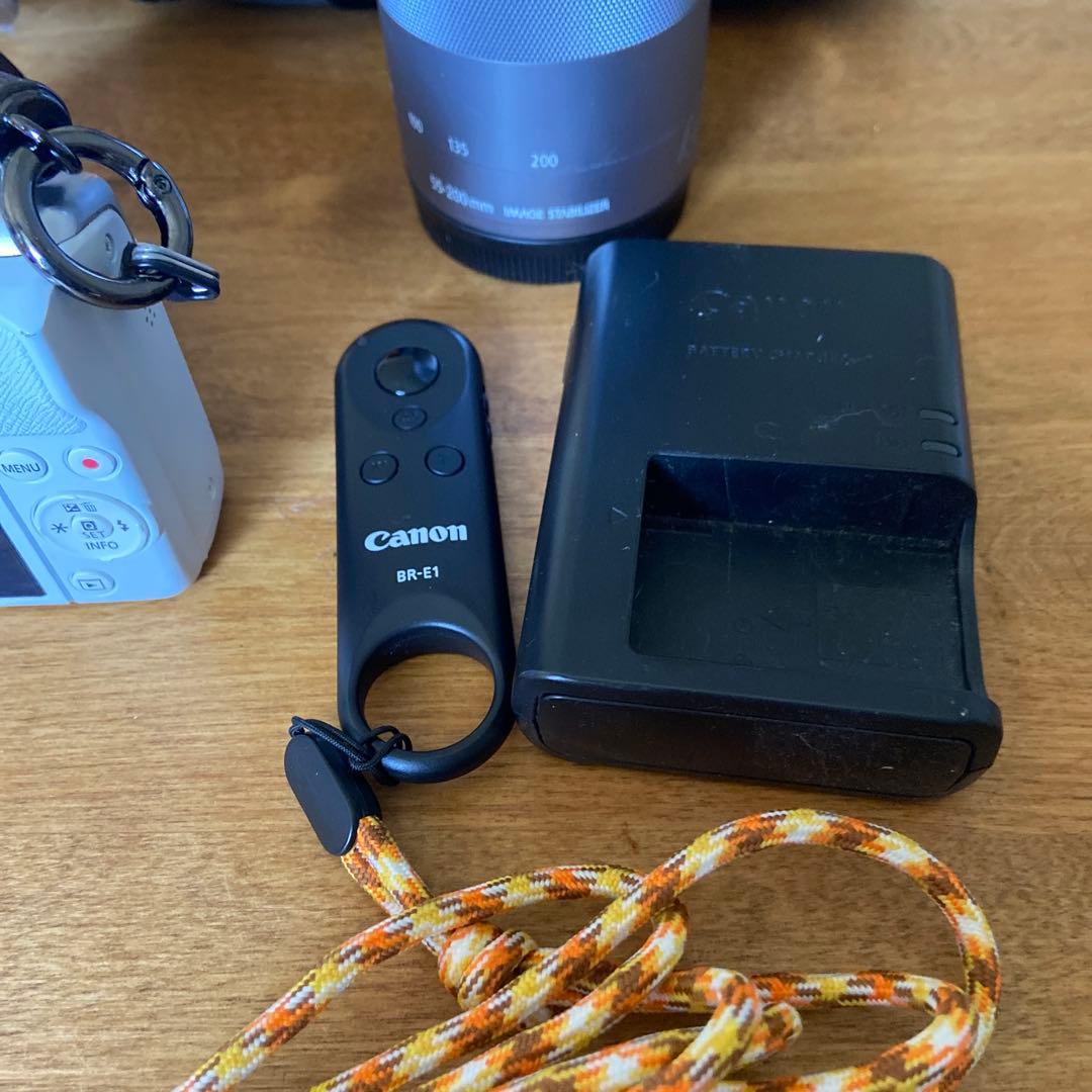 売約済み　山田　Wレンズ セット　Canon EOS M200