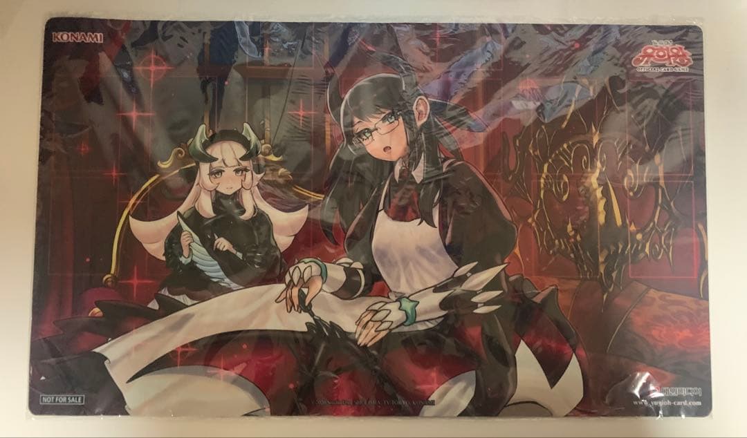 遊戯王 ドラゴンメイド・ハスキー プレイマット 絵違い 韓国