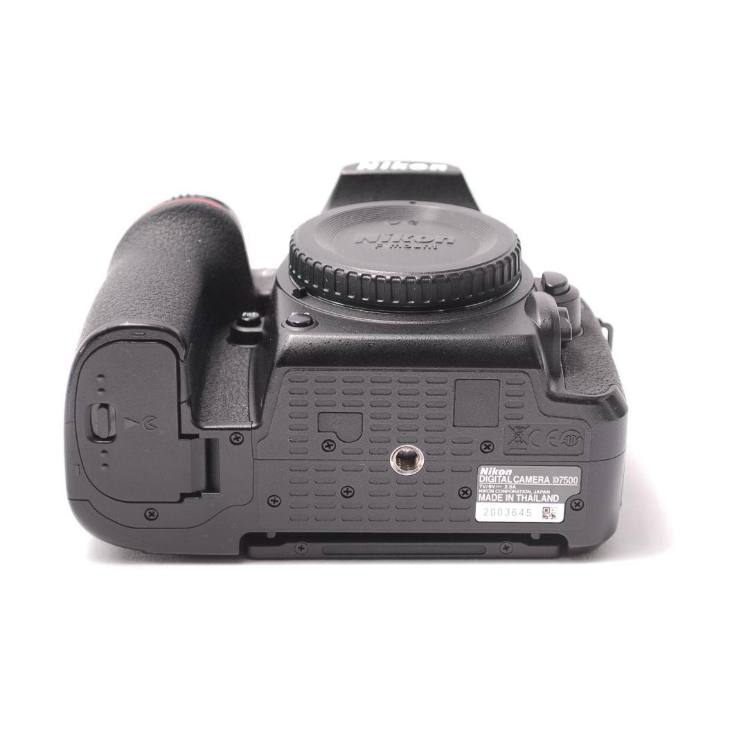 ❤即購入1000円OFF❤ニコン Nikon D7500 妥協しない本気の描写力