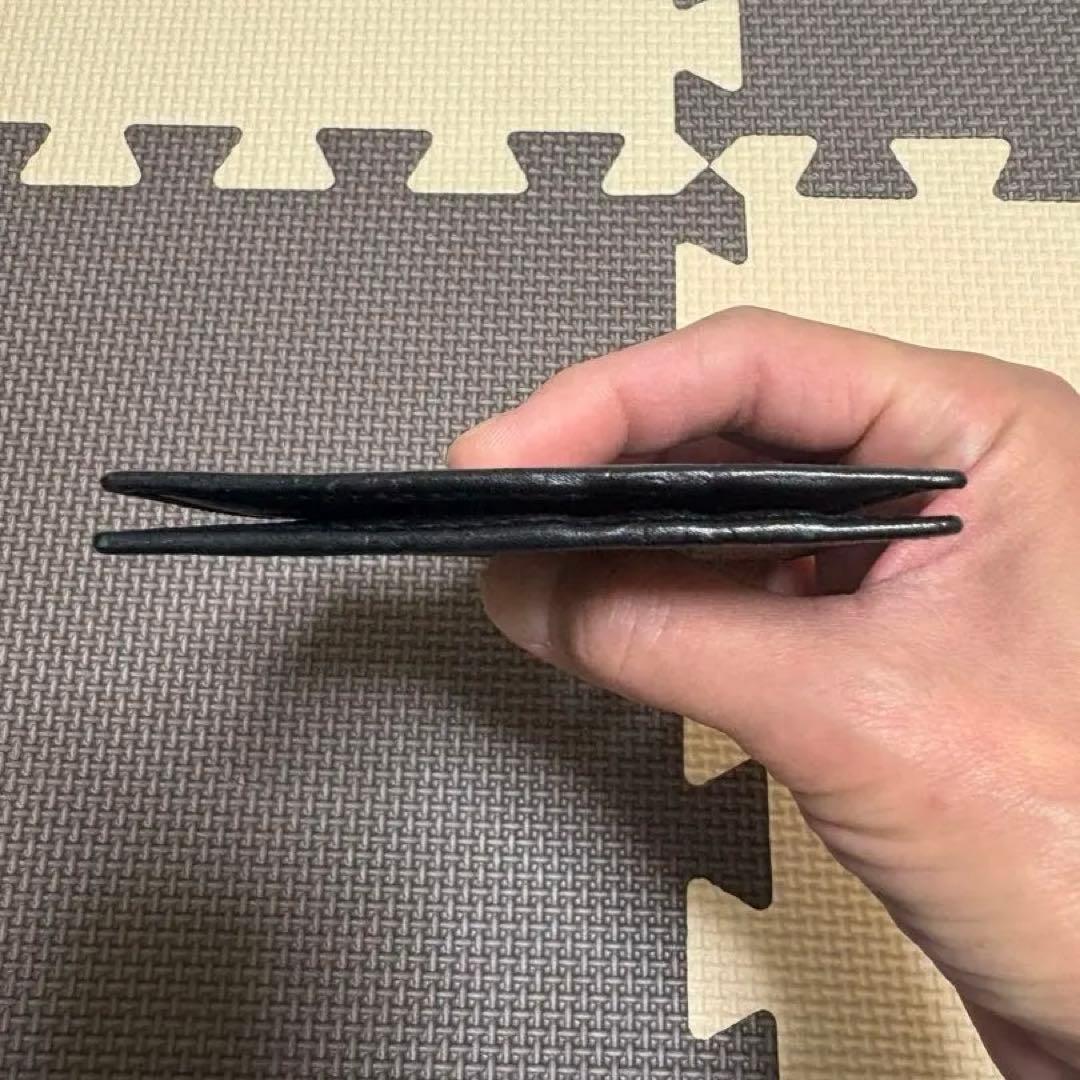 GUCCI 二つ折り　財布　マネークリップ ブラック　レザー