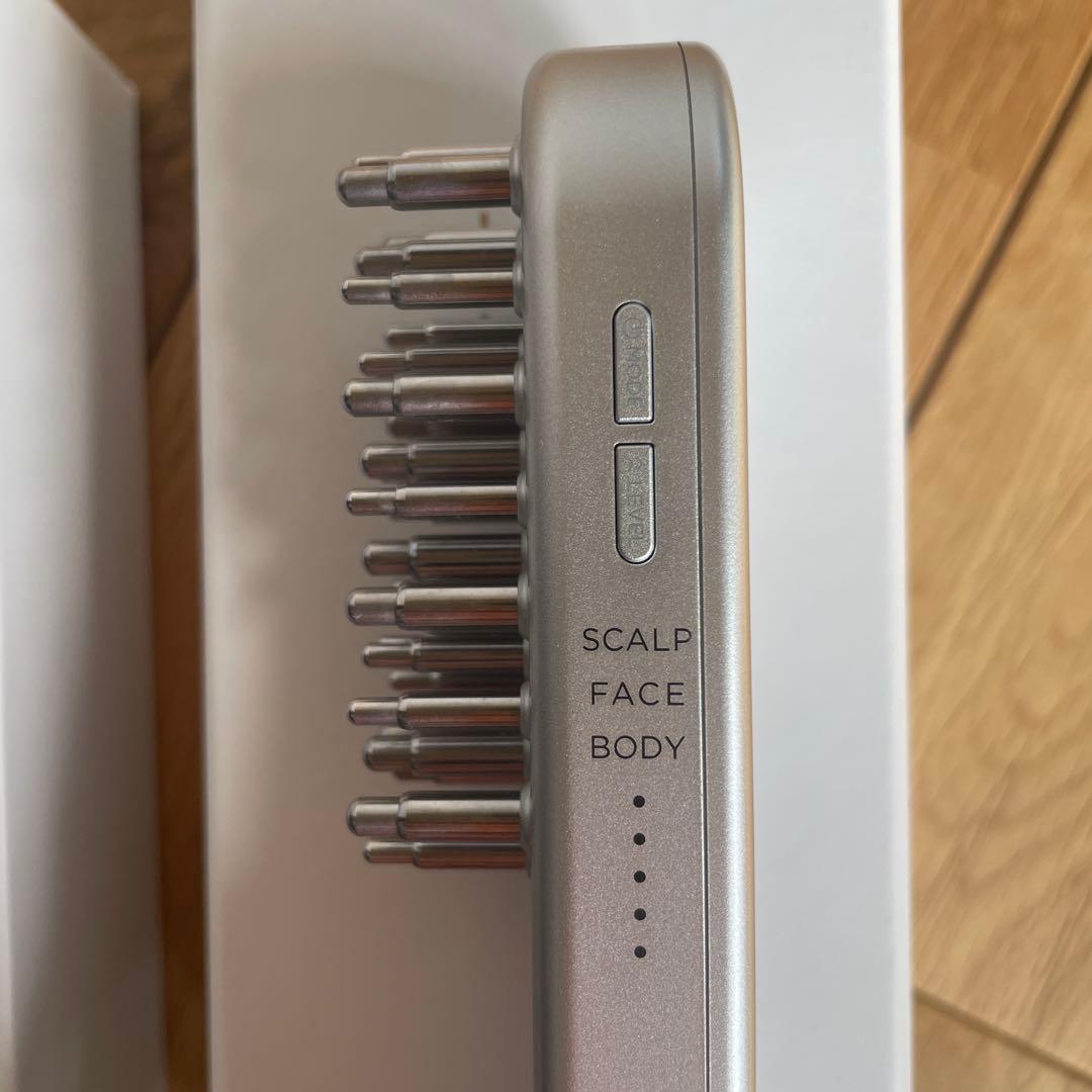 SALONIA EMS Lift Brush サロニア EMS 電気ブラシ