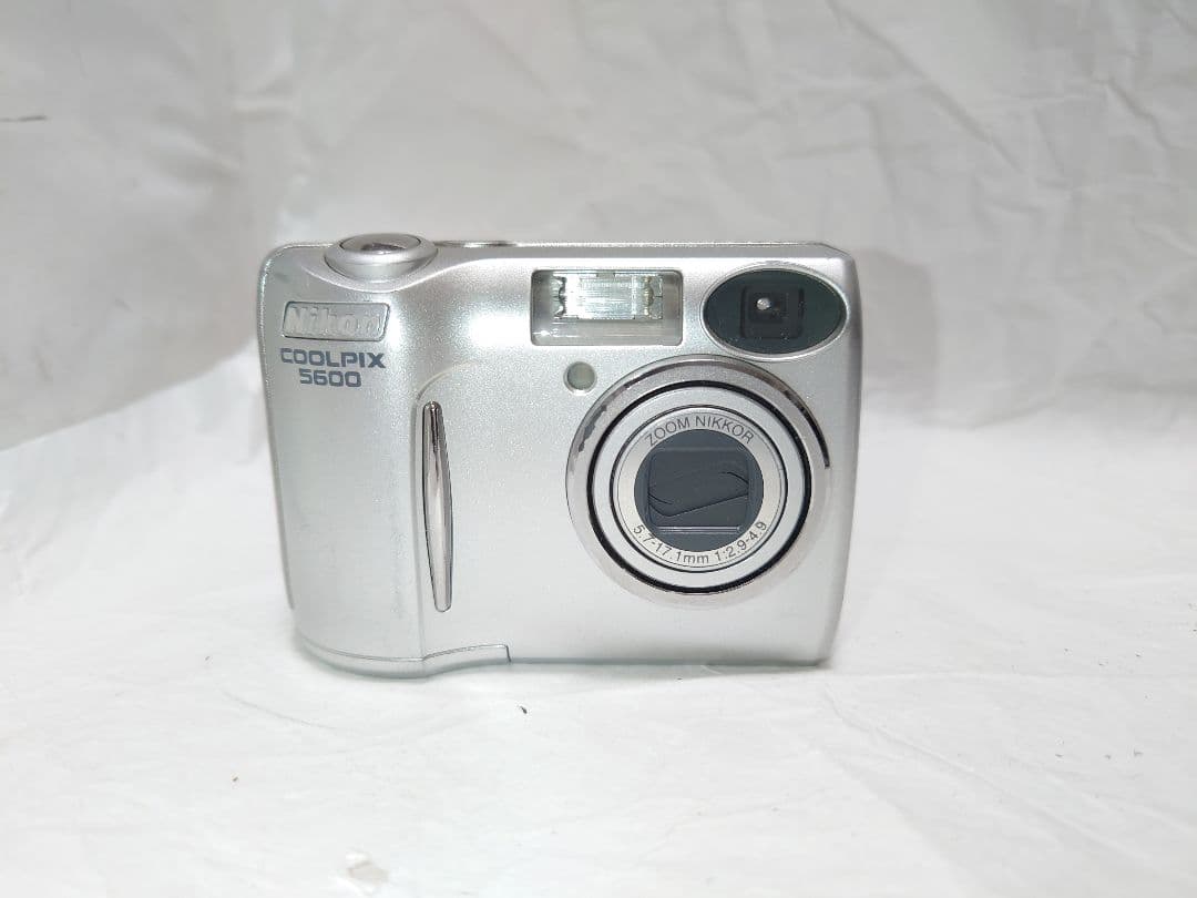 ★快調！美品★Nikon COOLPIX 5600 5.7-17.1mm 単三