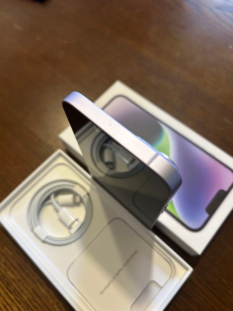 Apple iPhone 14 本体　256GB パープル