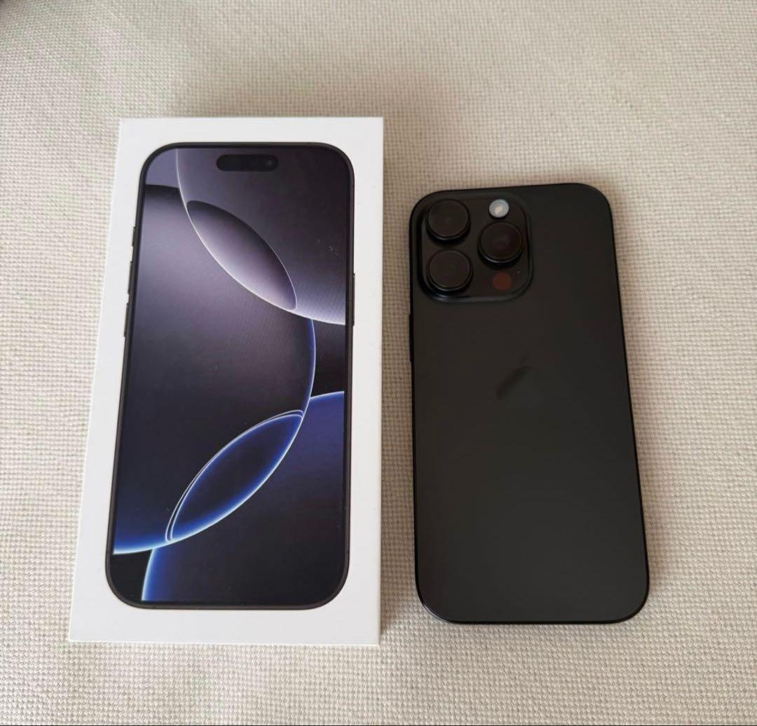 iPhone 16 Pro 128GB ブラックチタニウム 本体