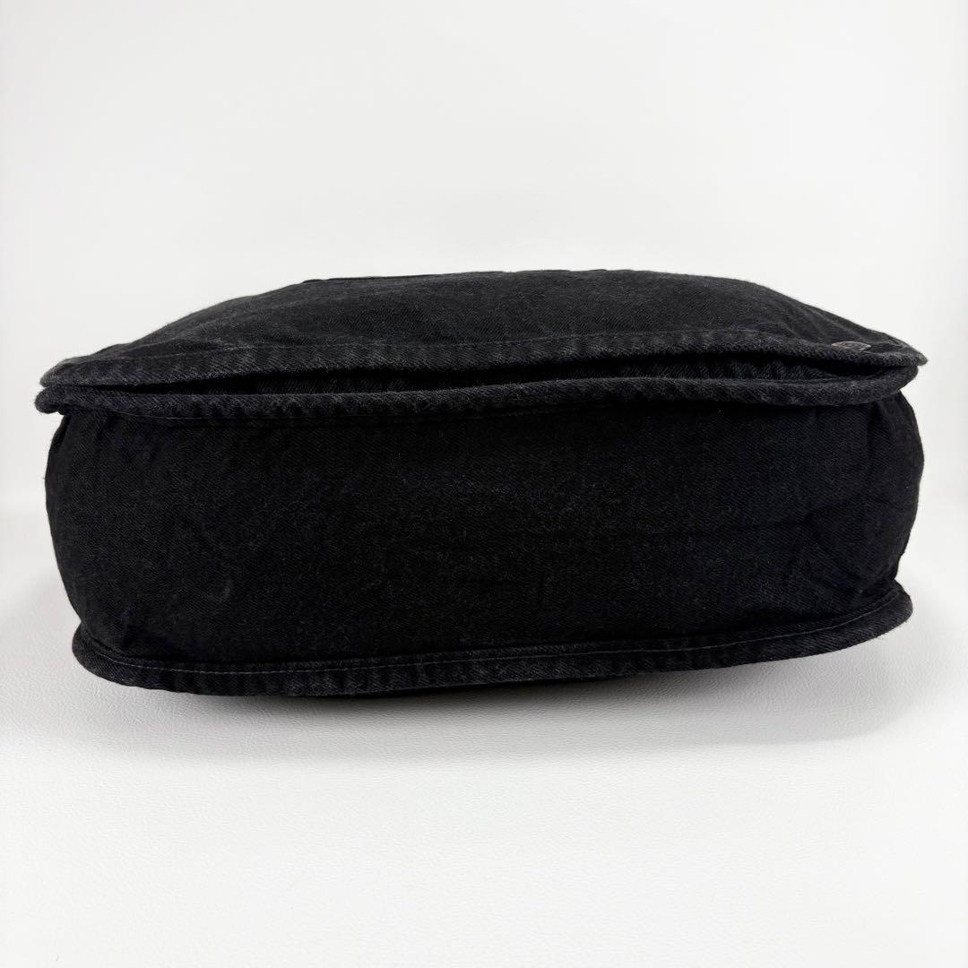 未使用に近い⭐️ハンティングワールド メッセンジャーバッグ ブランドロゴ デニム