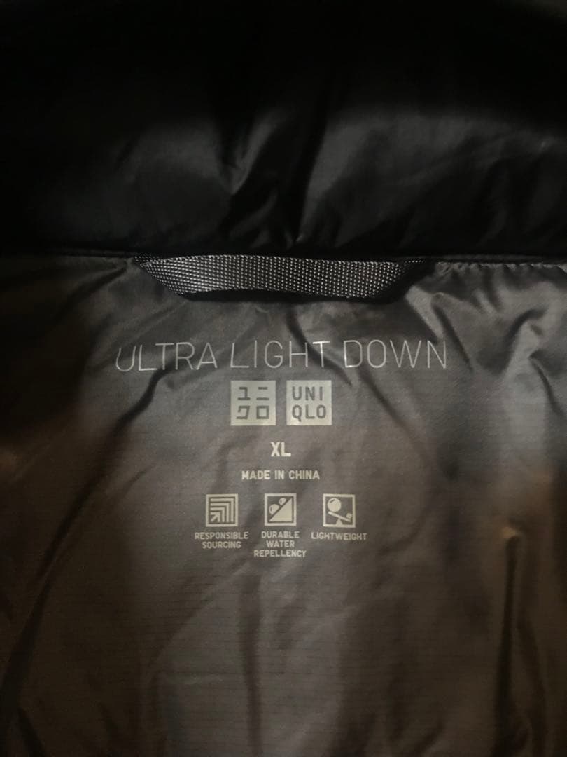 希少 XL 新品未使用 タグ付き UNIQLO ウルトラライトダウン ベスト 黒