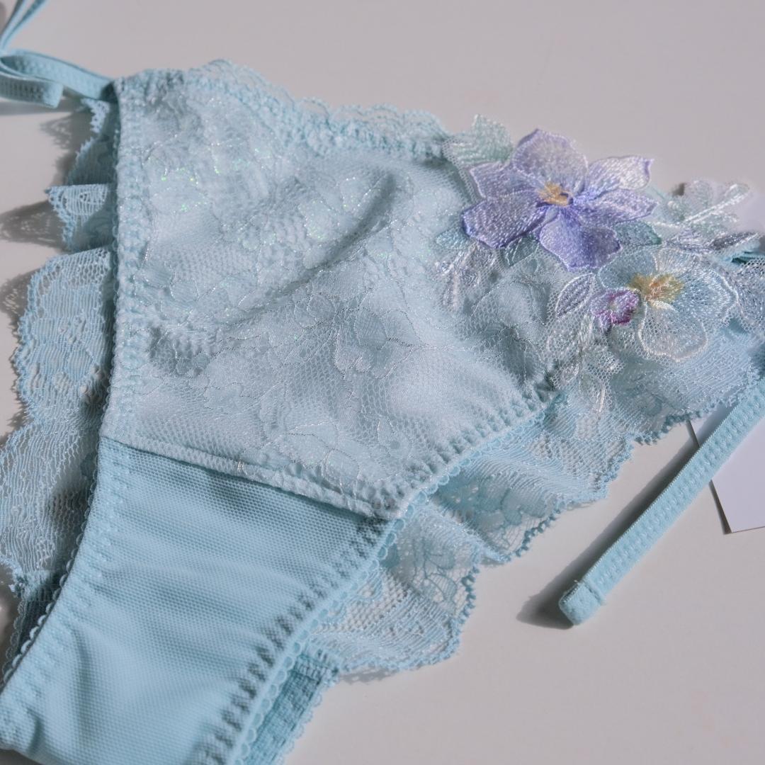 パルファージュ41S♪ブラE70&ショーツM Tバック ひも ワコール 新品