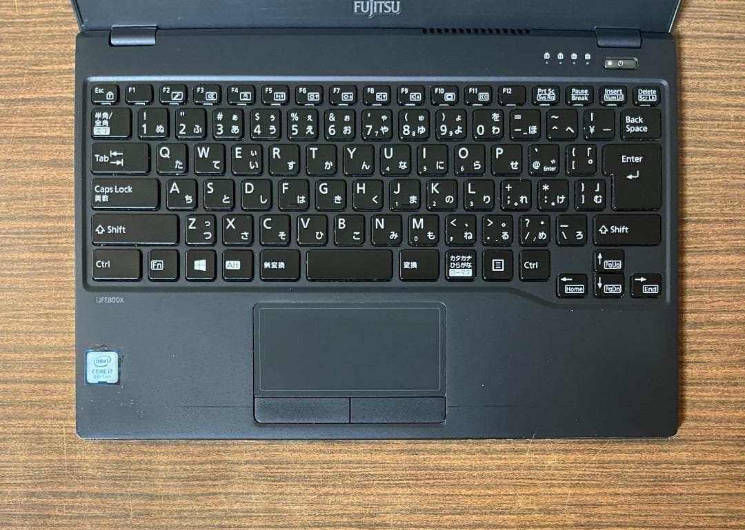 第8世代、Core i7、富士通 LifeBook、8GB、256GB SSD