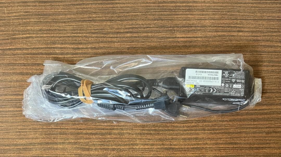 第8世代、Core i7、富士通 LifeBook、8GB、256GB SSD