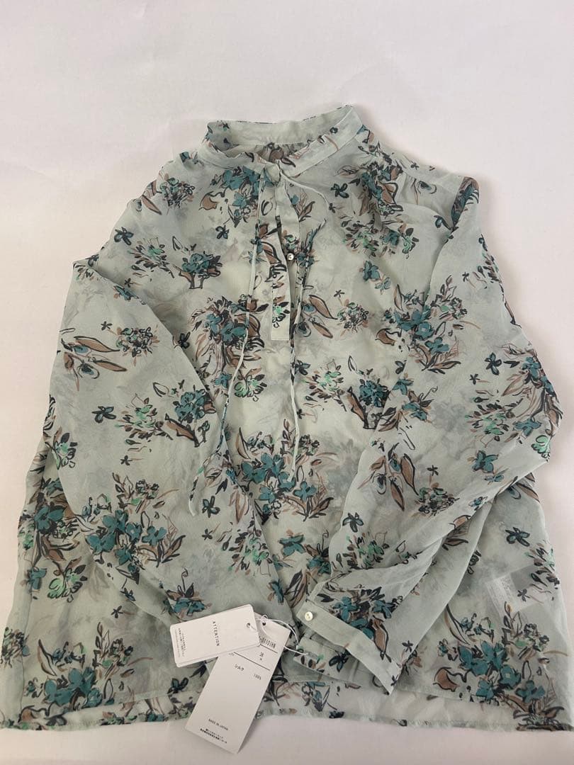 TOMORROWLAND タグ付きブラウス