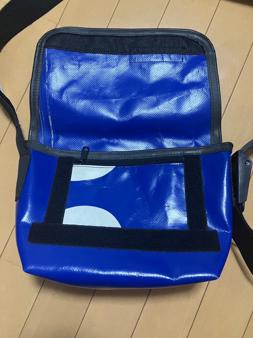 FREITAG メッセンジャーバッグ 青