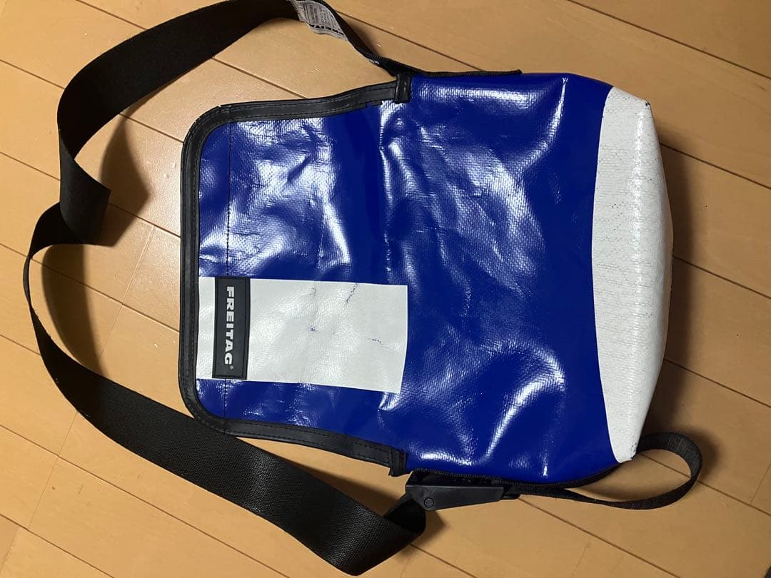 FREITAG メッセンジャーバッグ 青