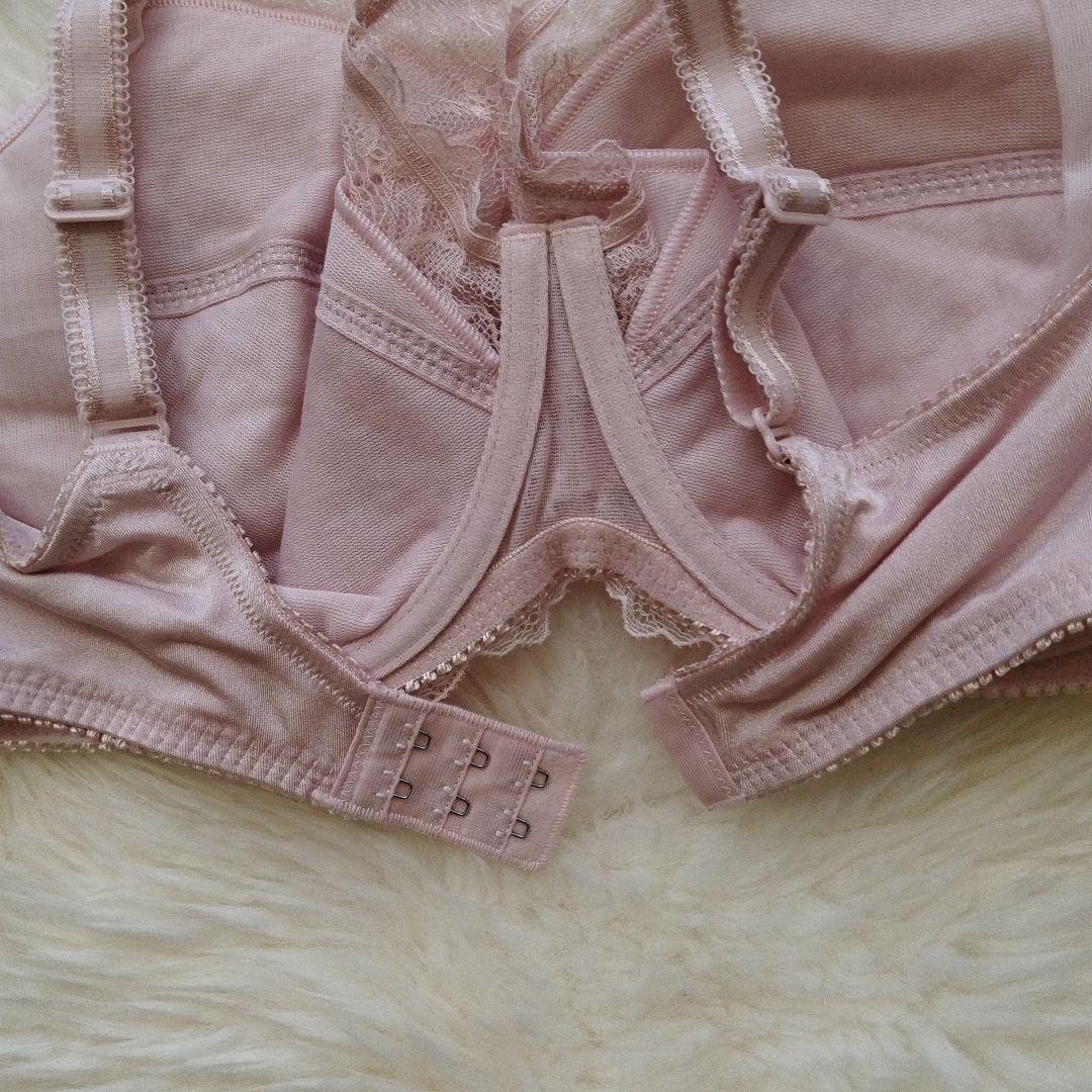 トリンプ　美胸ホールドブラ　 M19 G85 フルカップ