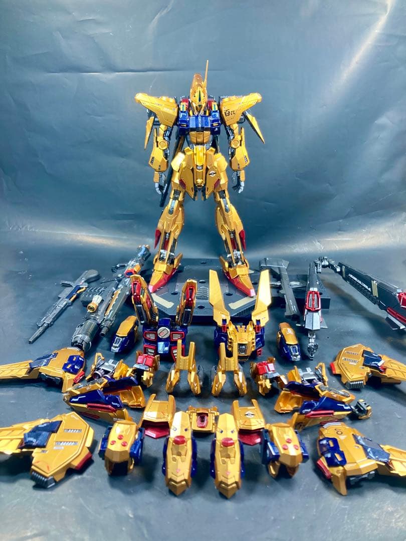 MG級 黄金武士 塗装済み完成品