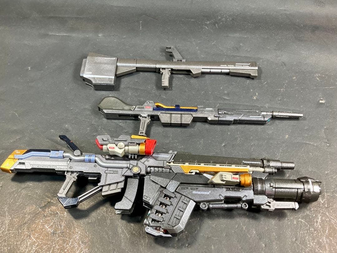 MG級 黄金武士 塗装済み完成品