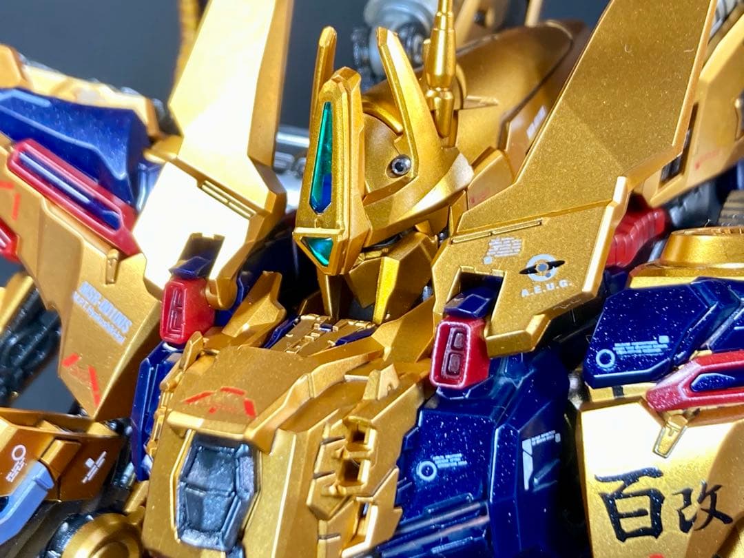 MG級 黄金武士 塗装済み完成品