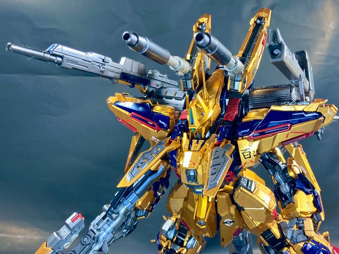 MG級 黄金武士 塗装済み完成品
