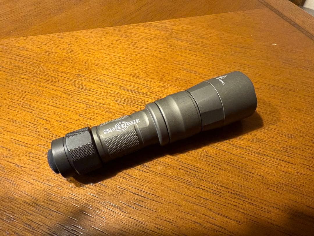 SUREFIRE EDC1-DFT HA 懐中電灯