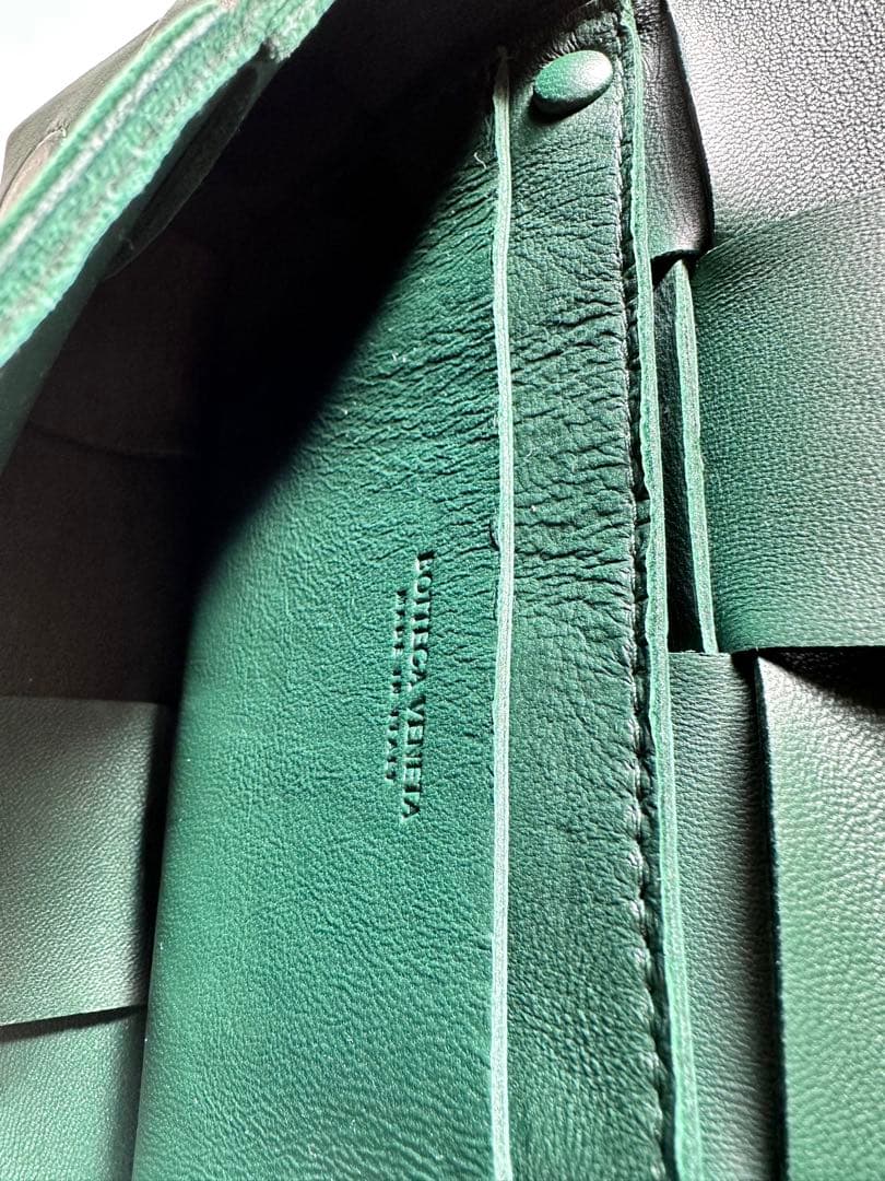 新品●BOTTEGA VENETA カセット ショルダーバッグ レザー ボッテガ