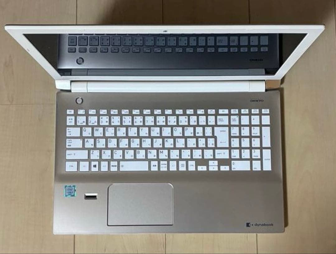 TOSHIBA ダイナブック　T75/BG