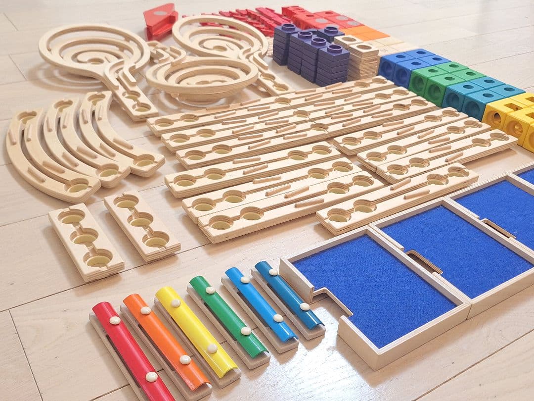 9/1まで出品/送料込/ボーネルンド クアドリラ 全120パーツ