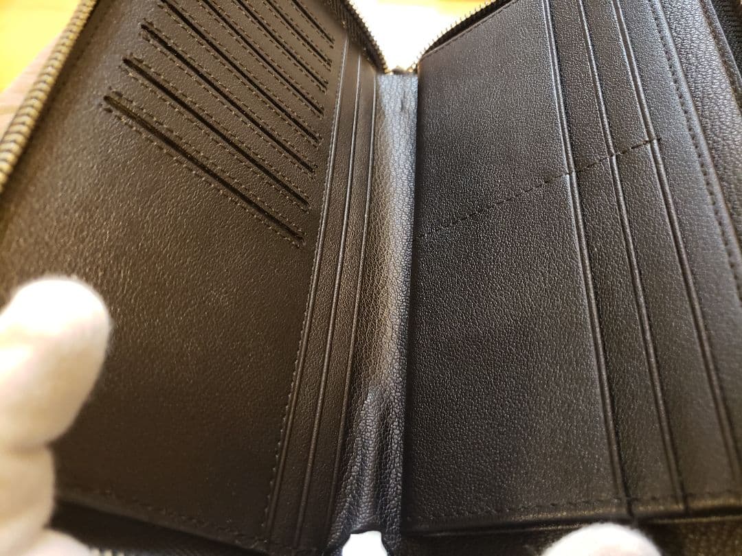 【新品未使用】黒のシャムクロコダイルレザー 長財布　ダブルファスナー