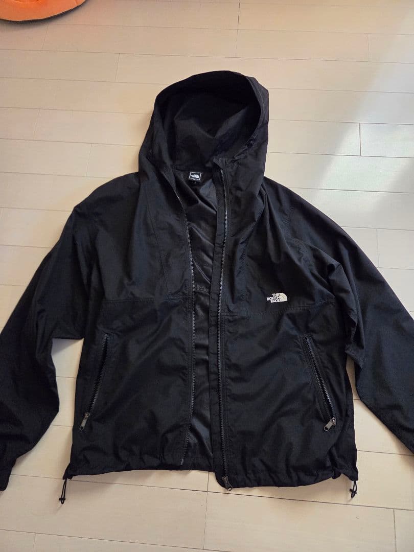【美品＆最新】THE NORTH FACE ブラックナイロンジャケット　XXL