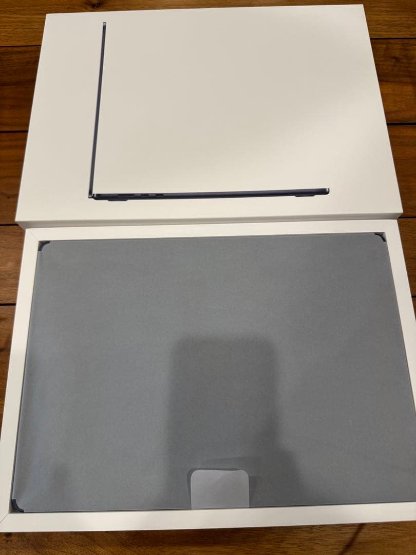 MacBook Air2023 M2 8GB 256GB SSD 15インチ