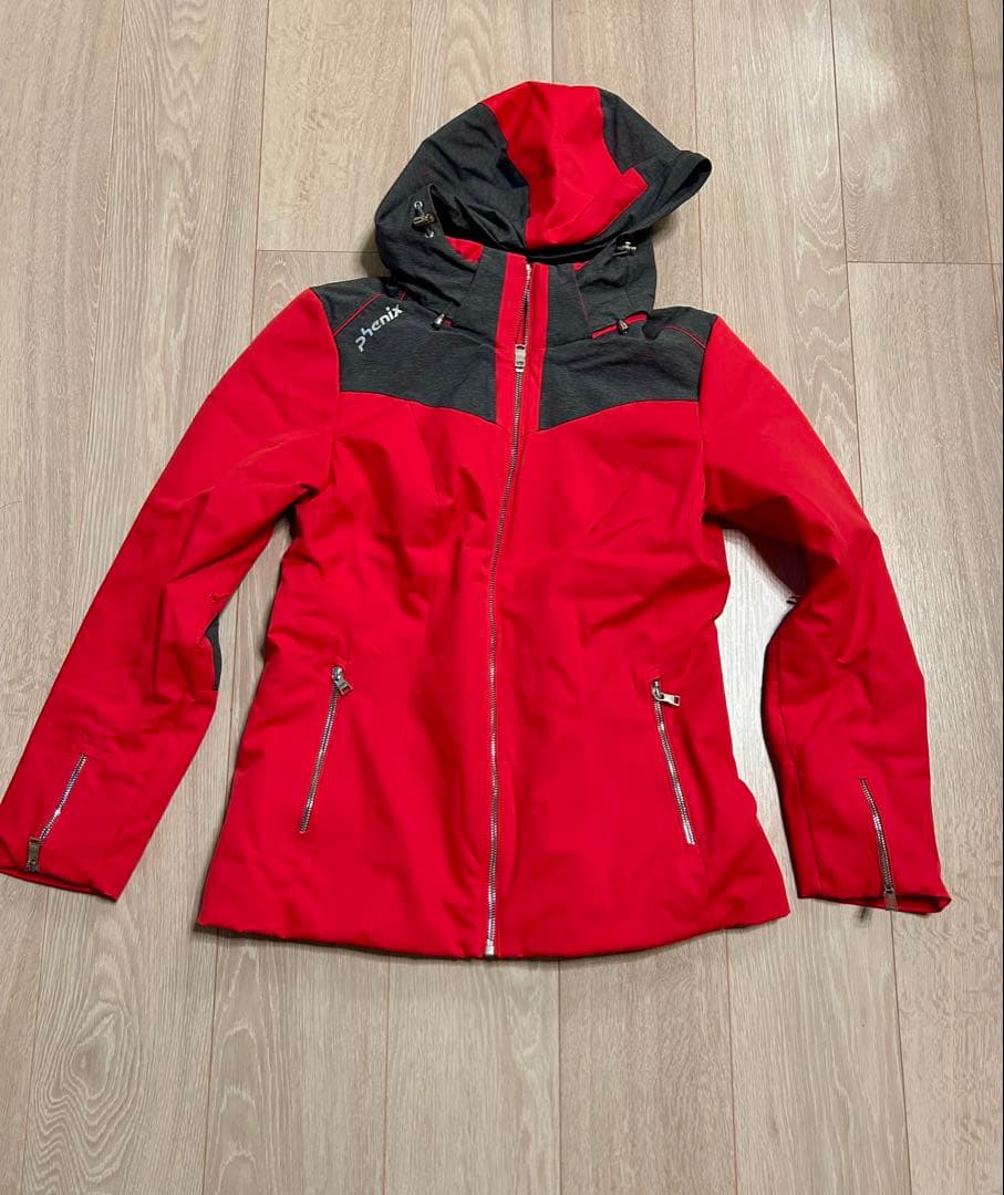 【12/6まで限定値下げ】phenix フード付きスキーウェア 女性用 レッド